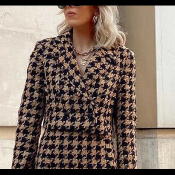 Zara Jackets & Blazers - ZARA NWT TEXTURED CROPPED BLAZER XL